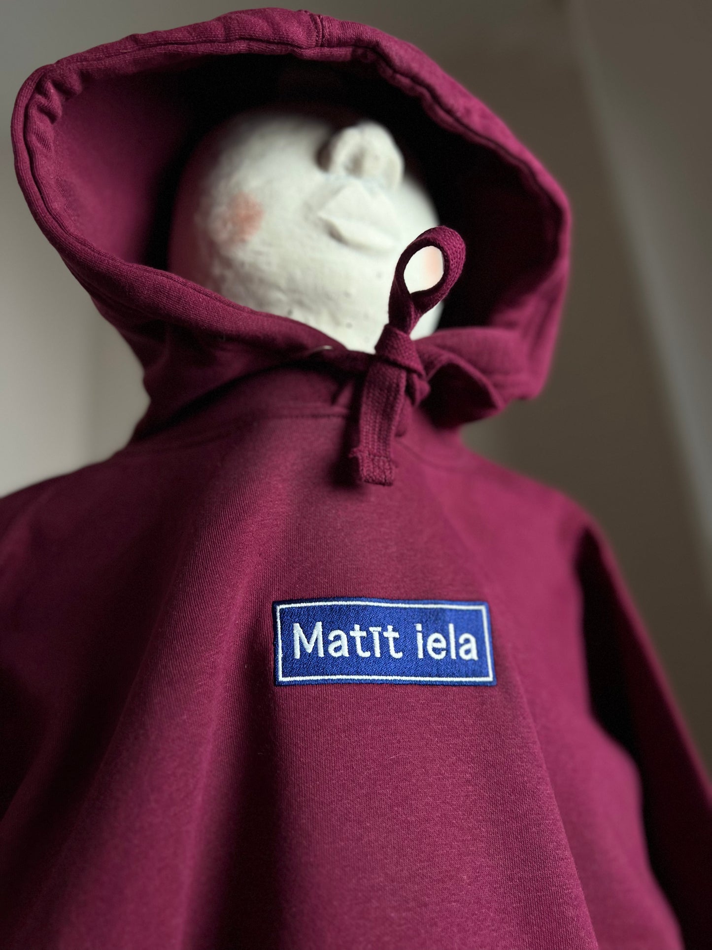 MATĪT IELA HŪDIJS (SARKANS)